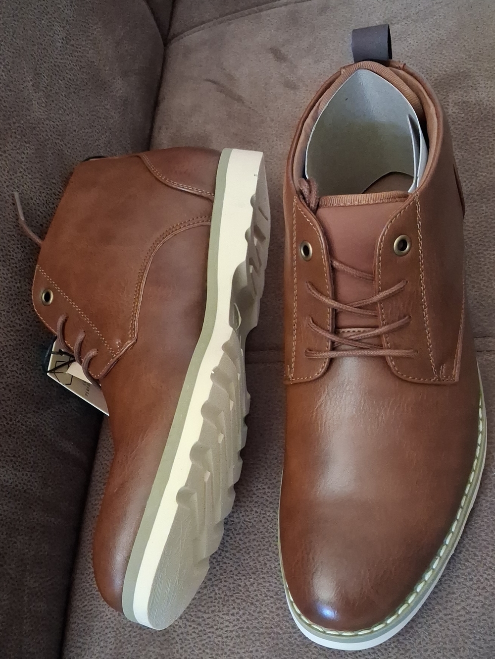 Madden NYC Men's Hoffman Chukka Boots Cognac Size 9